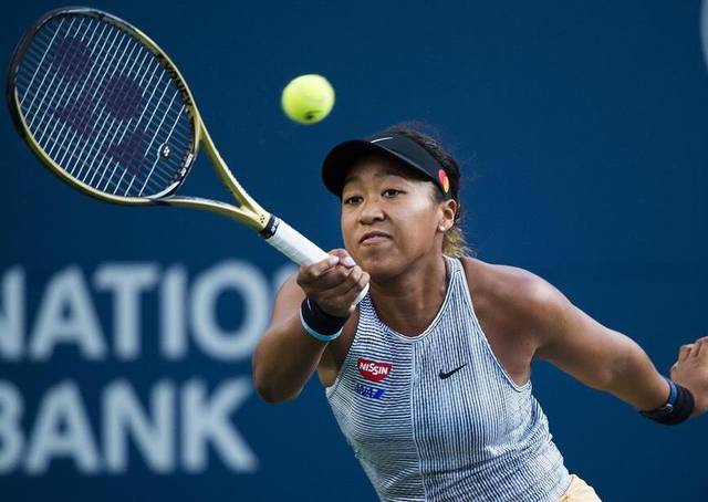 足球训练中 足球训练中